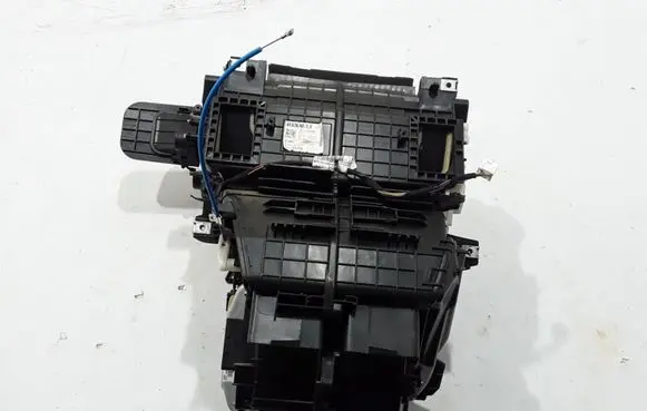 Renault Captur Interior heater climate box assembly 272703445R