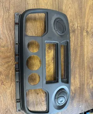 Renault Master III Dashboard center trim panel 682600025r