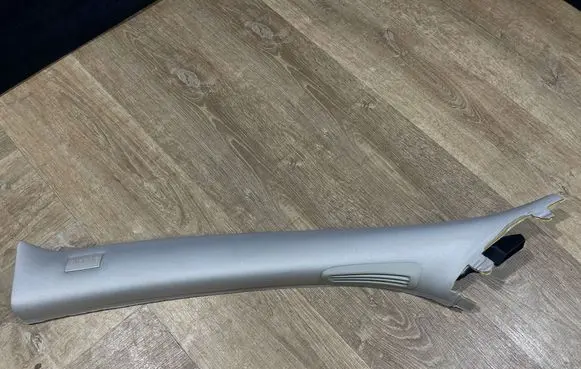 Jaguar XJ X351 (A) pillar trim AW93F03513AE LHBCU06663