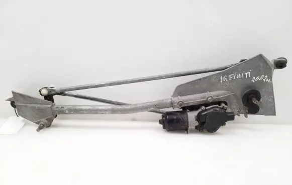 Infiniti FX Front wiper linkage and motor WT512363L
