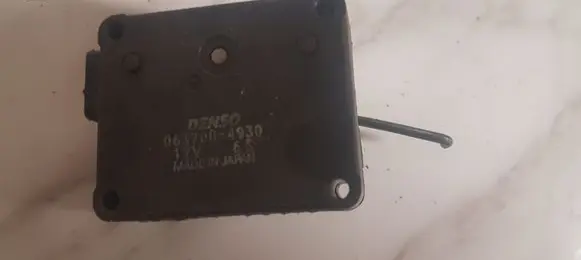 Land Rover Discovery Air flap motor/actuator 0637004930