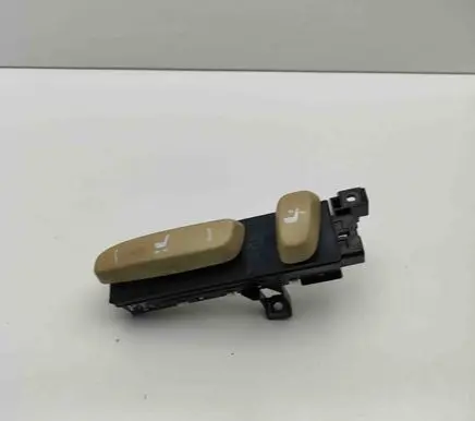 Lexus IS 220D-250-350 Seat control switch 84922AE010