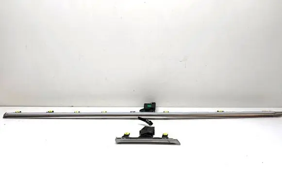 Peugeot 508 II Dashboard trim 
