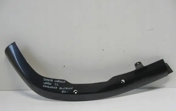 Toyota Verso Front bumper lip 768520F020