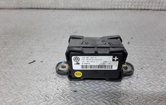 Skoda Octavia Mk2 (1Z) ESP acceleration yaw rate sensor 1K0907652B