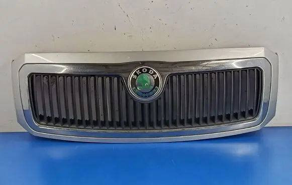 Skoda Fabia Mk1 (6Y) Front grill 6Y0853668B