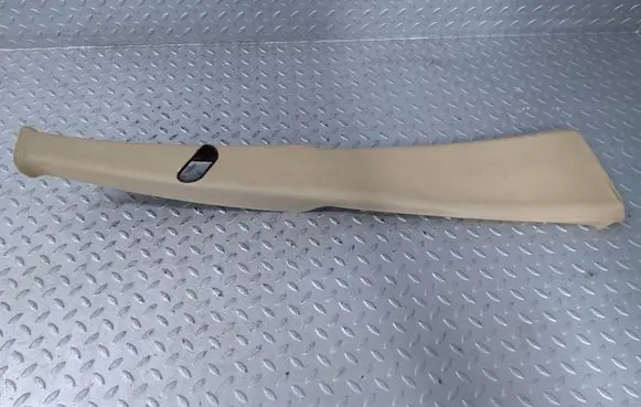 Mercedes-Benz 200 300 W123 (B) pillar trim (top) A1236900825 1236900825