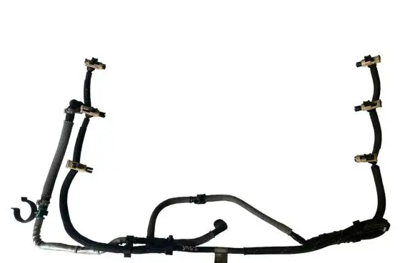 Land Rover Discovery 4 - LR4 Fuel return line/hose 9X2Q9K022BE 0445130039 LR013196