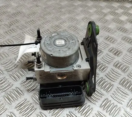 Volkswagen Golf VIII ABS Pump 5WA614517BF 5WA614517P