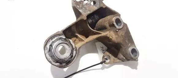 Audi A6 S6 C5 4B Engine mounting bracket 4b0199352a