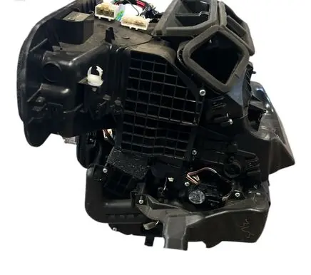 Nissan Rogue Interior heater climate box assembly