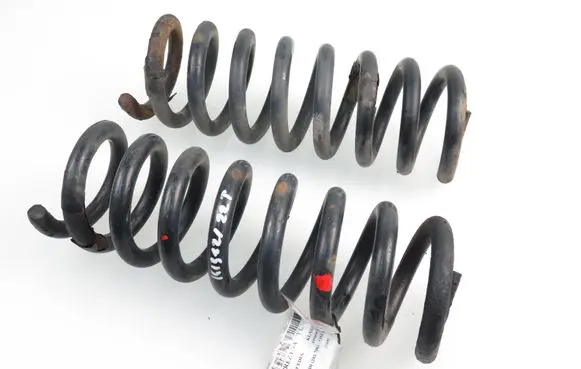 Mercedes-Benz C W203 Rear coil spring