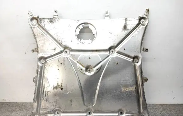 BMW Z4 g29 Engine splash shield/under tray 6878581 09322