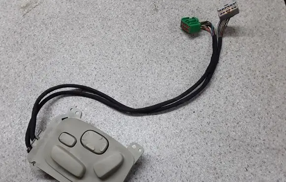 Jaguar S-Type Seat control switch 2R8314A701JA