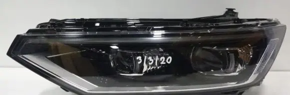 Volkswagen PASSAT B8 Headlight/headlamp