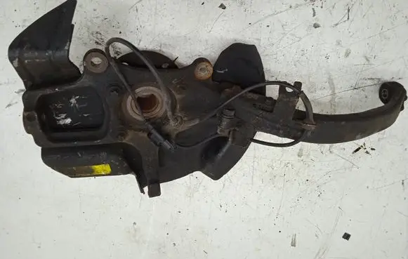 Alfa Romeo 159 Front wheel hub