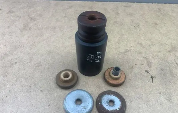 BMW 5 E60 E61 Rear strut damper dust cover boot 6764269 6769295 6764264