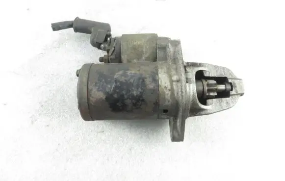 Mitsubishi Colt Starter motor MR994922 M000T4527