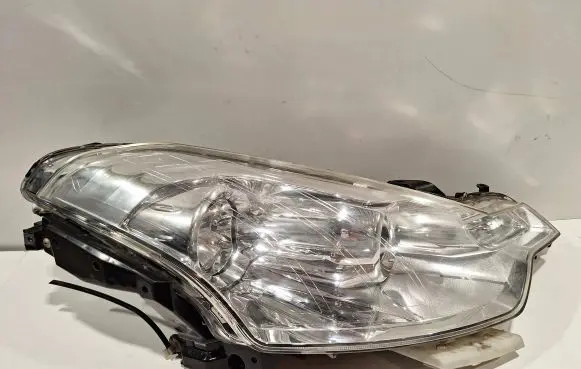 Citroen C-Crosser Headlight/headlamp