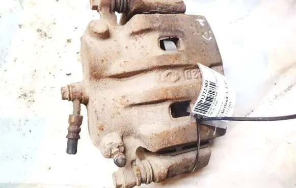 Nissan X-Trail T30 Front brake caliper 4504 22d