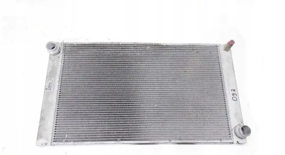 BMW 5 E60 E61 Intercooler radiator 7787440