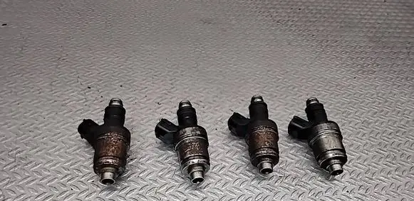 Suzuki Wagon R+ Fuel injectors set JS2J3