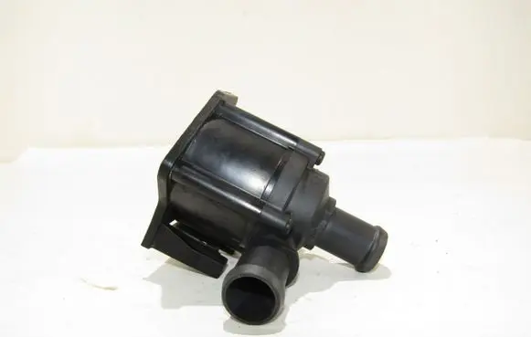 Audi A5 Sportback 8TA Electric auxiliary coolant/water pump 8K0819147A