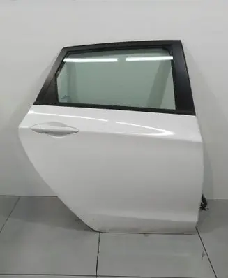Hyundai i30 Front door 