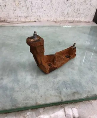 Nissan Qashqai J12 EGR valve cooler bracket 208172711r