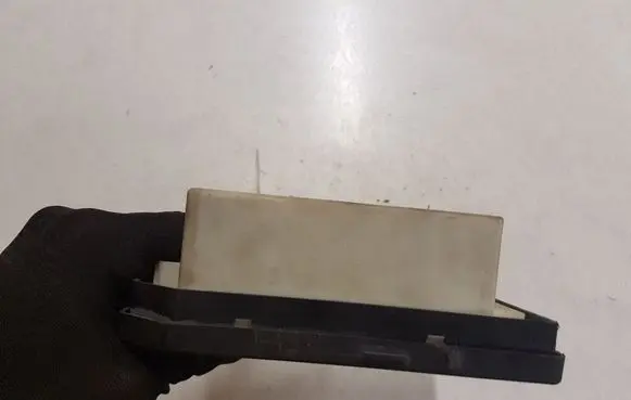 Renault Megane II Fuse module 8200481866