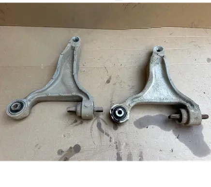 Volvo XC70 Front control arm