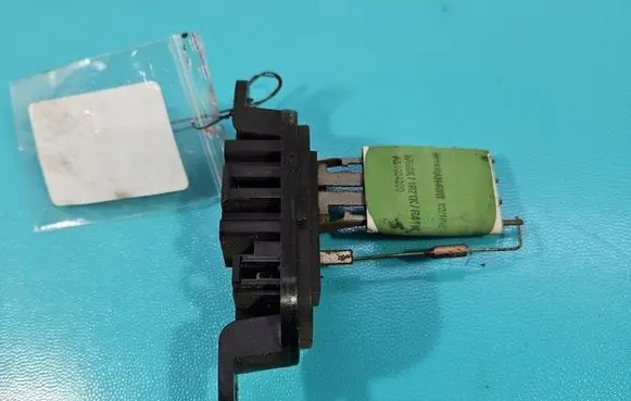 Renault Master III Heater blower motor/fan resistor IMPRK1529733