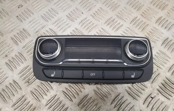 Audi Q7 4M Climate control unit 4M0919158D