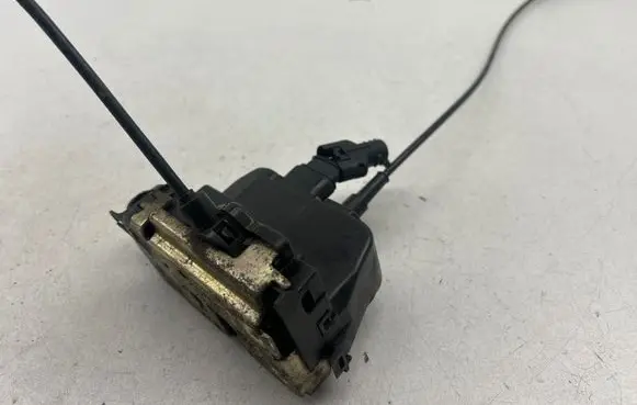 Renault Espace IV Front door lock