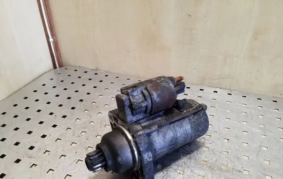 Audi A3 S3 8P Starter motor 02M911023N