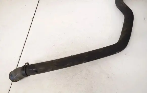 Volkswagen Polo III 6N 6N2 6NF Engine coolant pipe/hose