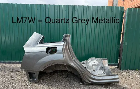 Audi Q7 4M Rear quarter panel