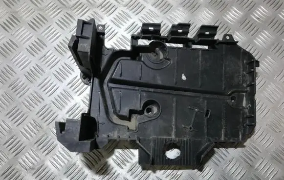 Battery box tray