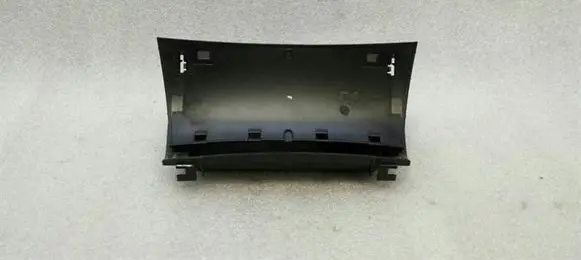 Mercedes-Benz CLS AMG C219 Car ashtray A2118101330