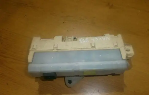 Mazda 323 Fuse box set bc5a5418a
