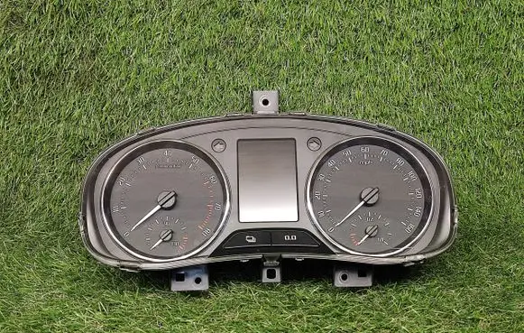 Skoda Fabia Mk2 (5J) Speedometer (instrument cluster) 5J0920941E