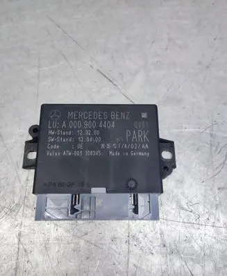 Mercedes-Benz E W212 Other control units/modules A0009004404