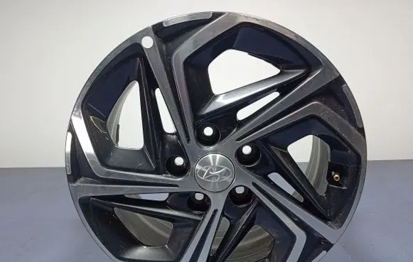 Hyundai i30 R18 alloy rim 52910-G4600