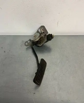 Subaru Legacy Accelerator throttle pedal 36010AG020