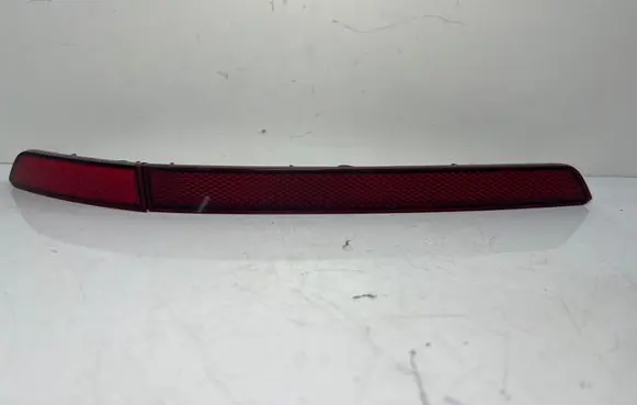 Volkswagen Tiguan Rear tail light reflector 5NA945105A 5NA945103