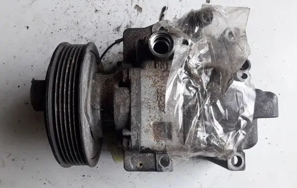 Mazda 626 Air conditioning (A/C) compressor (pump) I1136432