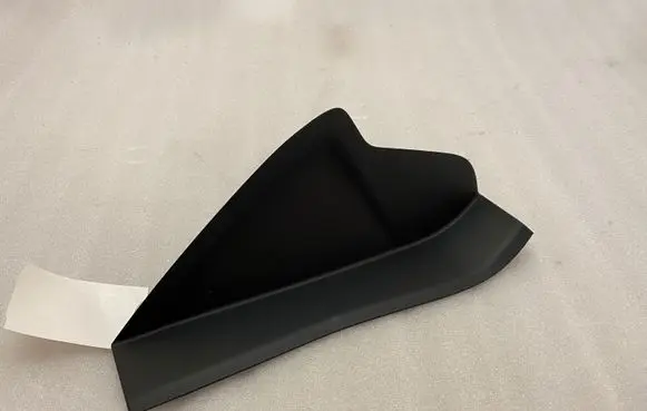 Maserati Levante Dashboard side end trim 670043360