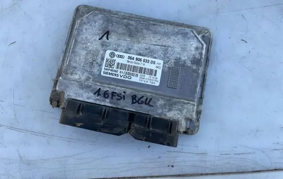 Audi A3 S3 8P Engine control unit/module 06A906033DS 5WP40462