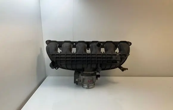BMW 5 E60 E61 Intake manifold 7564678 51750610