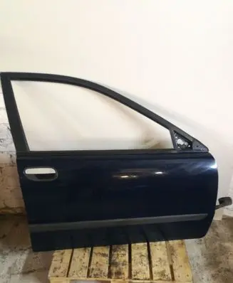 Volvo S40, V40 Front door